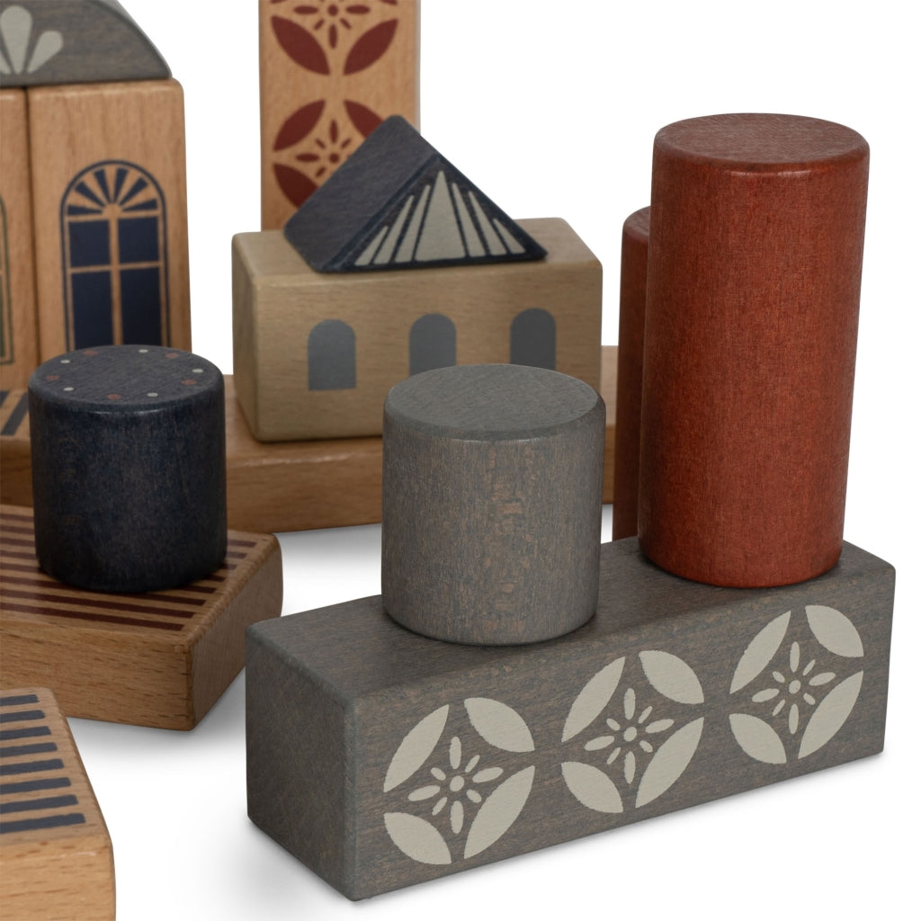 WOODEN BUILDING BLOCKS WITH PRINT