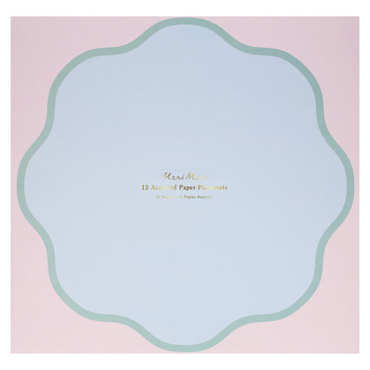 Wavy round paper placemats