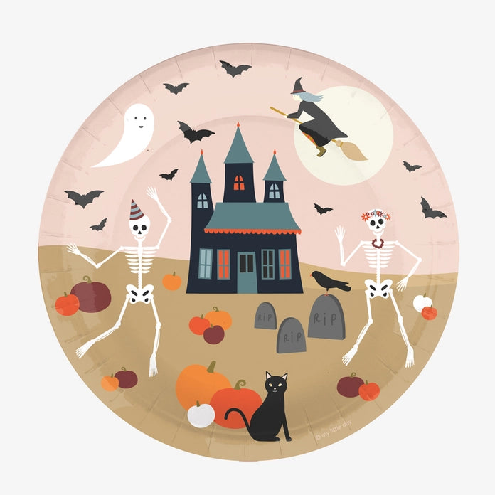 8 Halloween plates