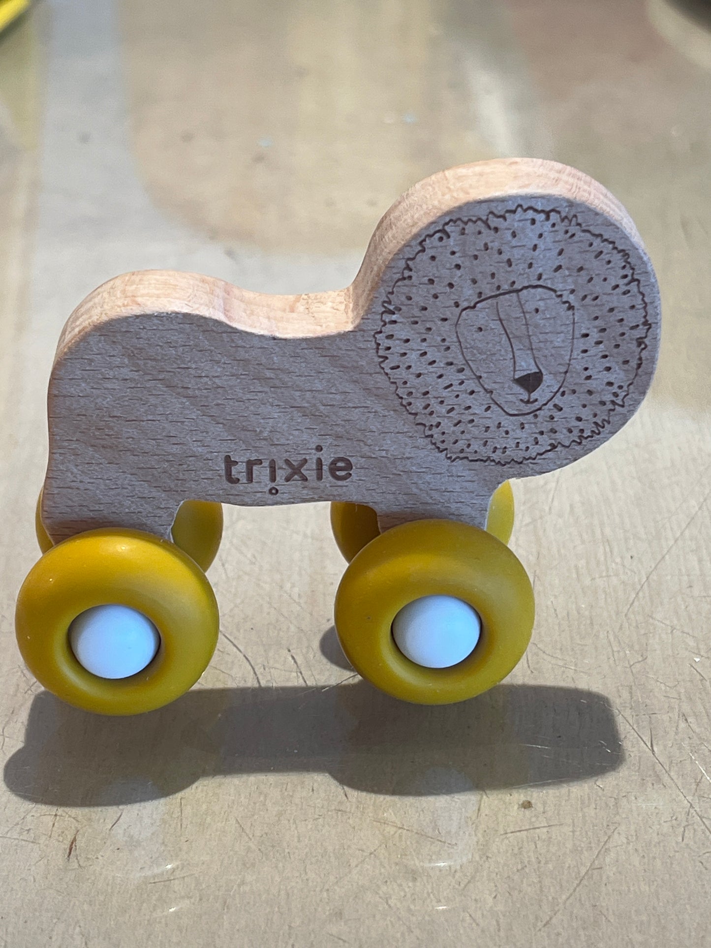 Trixie Houten Animal Car With Silicone Wheels | Mr. Lion