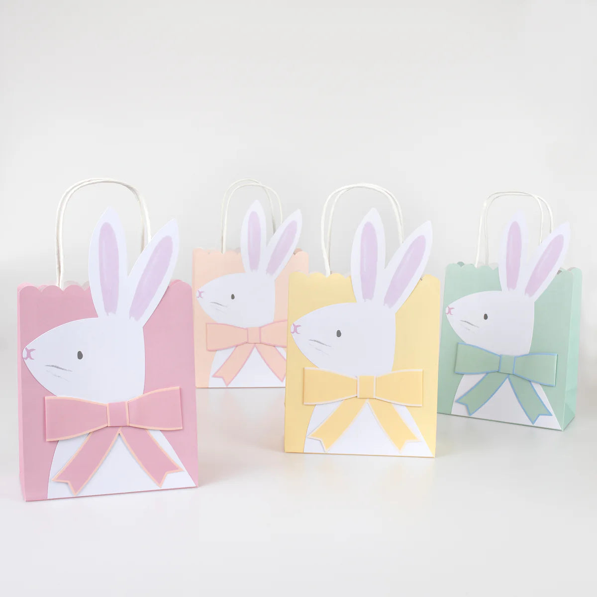 Easter party bags ( x 8 )