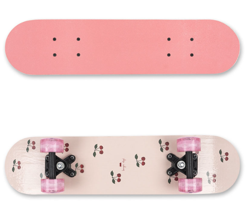 Cherry skateboard with light up wheels