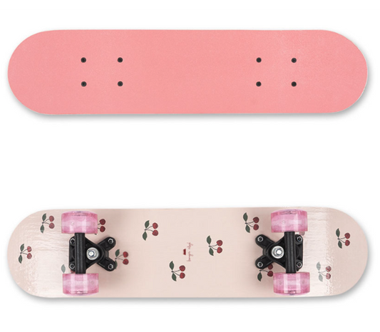 Cherry skateboard with light up wheels