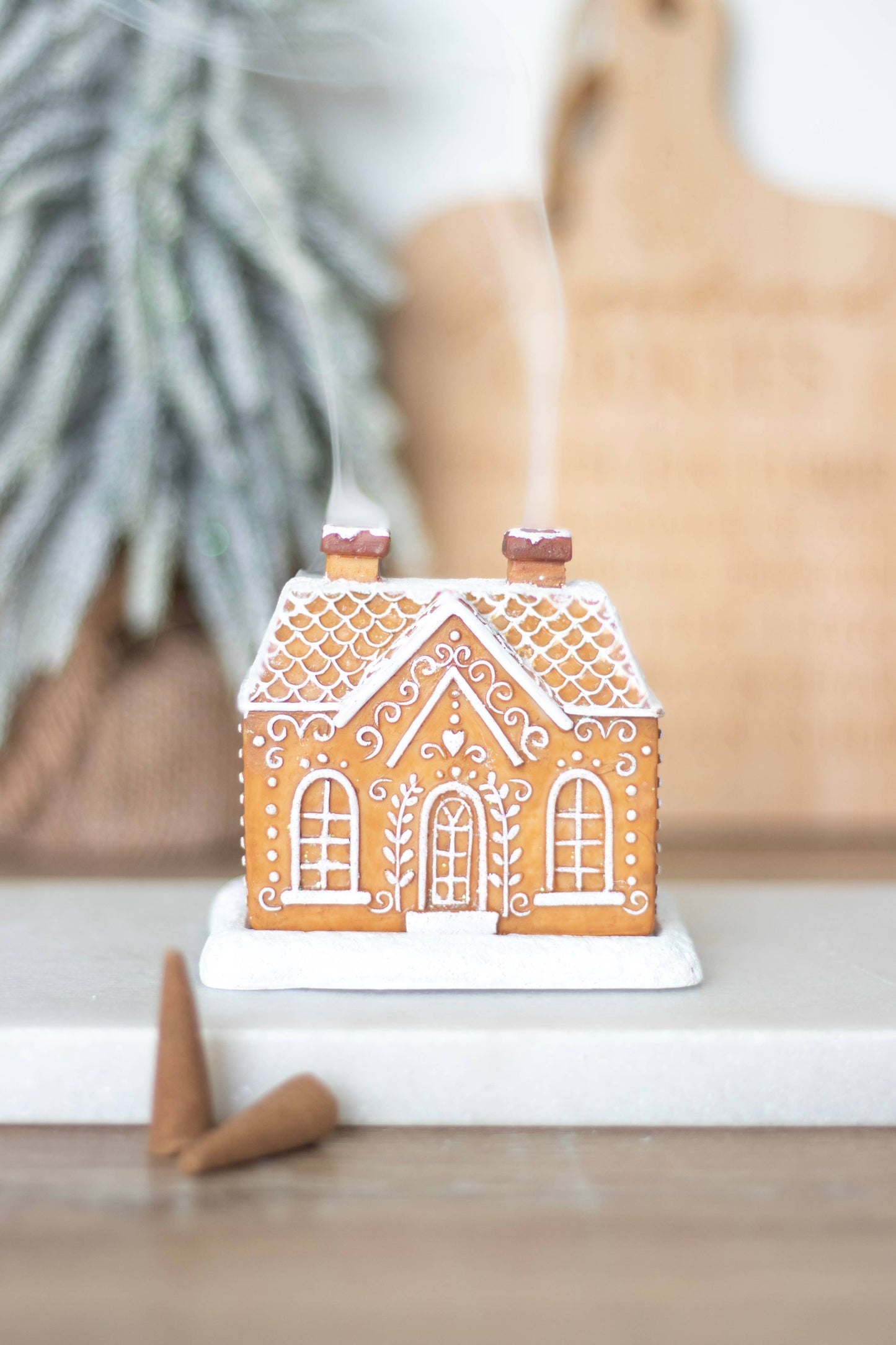 Something Different Wholesale - Christmas Gingerbread House Incense Cone Burner