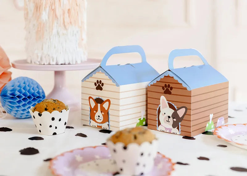 Decorative cake boxes - Doghouse