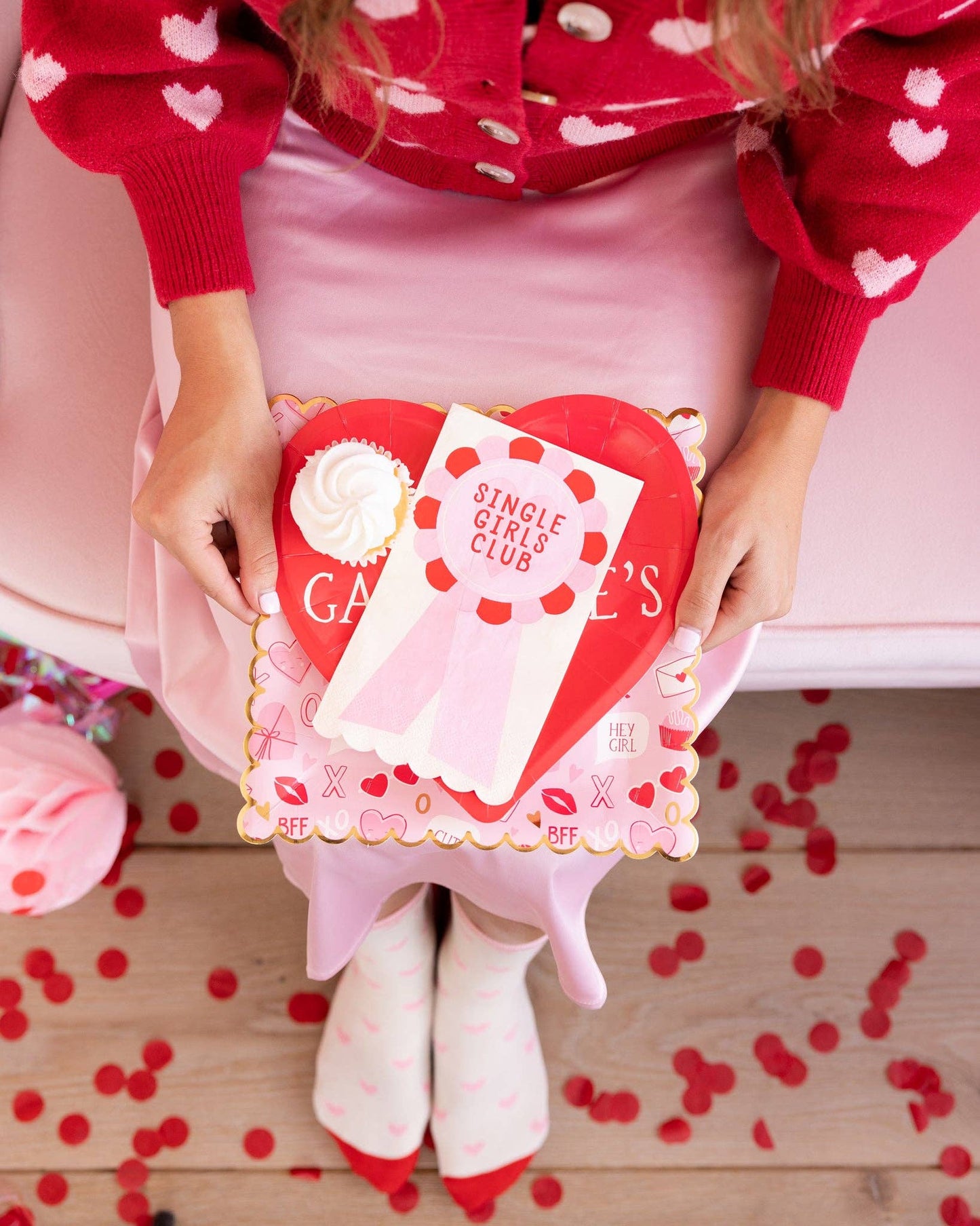 My Mind’s Eye - GAL1041 - Heart Happy Galentines Paper Plate