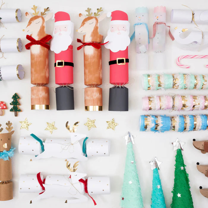 Large Santa Claus and Reindeer Christmas Crackers