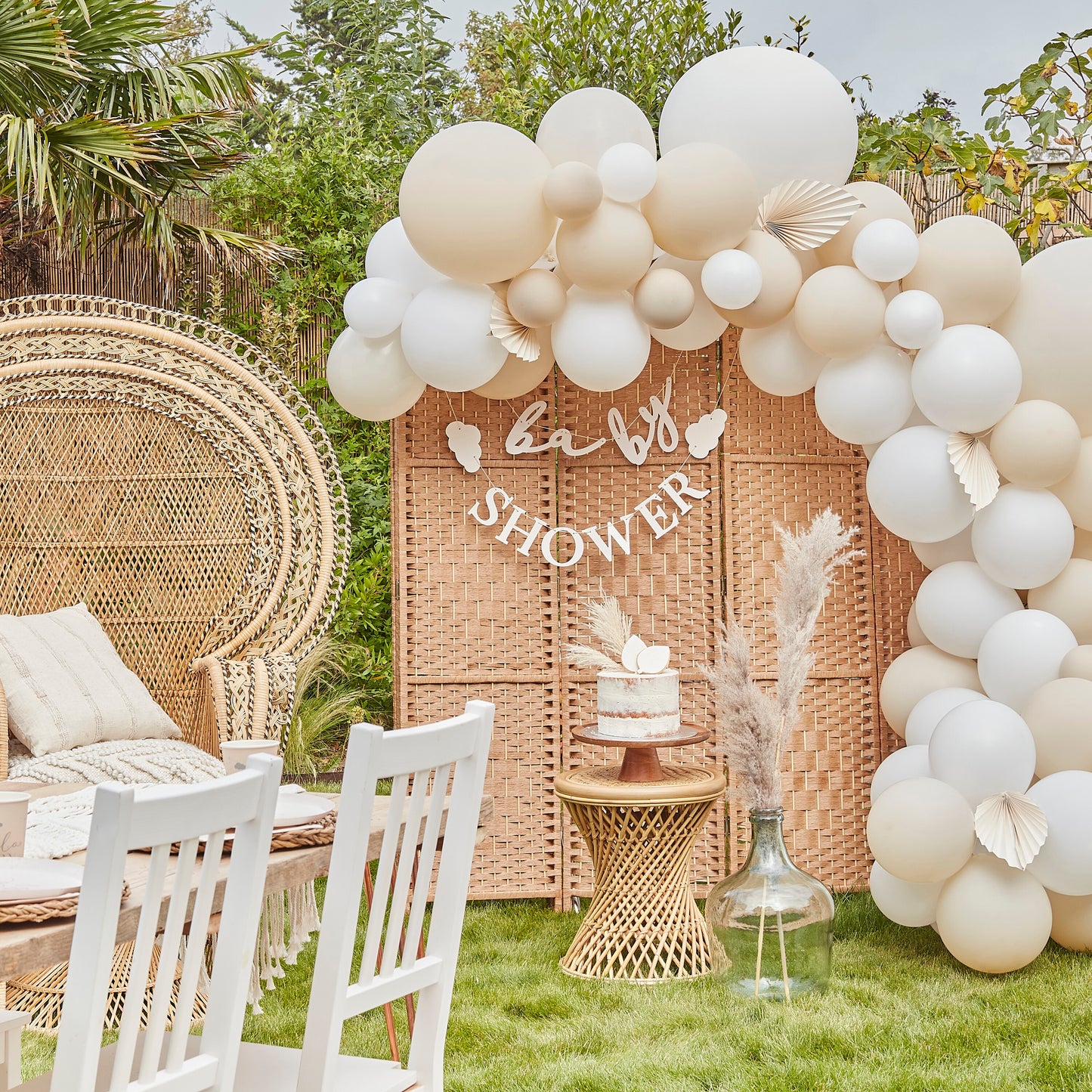 Ballon Big Brother avec pompons bleus 